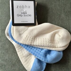 NEW Zobha Blue and Cream Casual GRIP Socks 3-Pack Pilates Yoga Barre